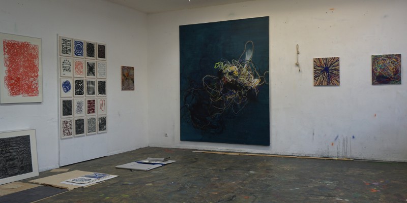 Im Atelier des Künsterls – Malerei und Grafik immer nebeneinander Der Blick ins Atelier von Andreas Hildebrandt